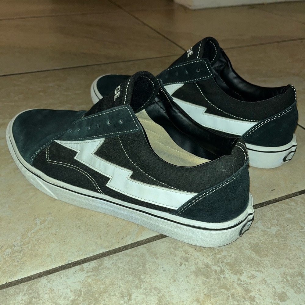 Revenge X storm Size 10.5 No laces
